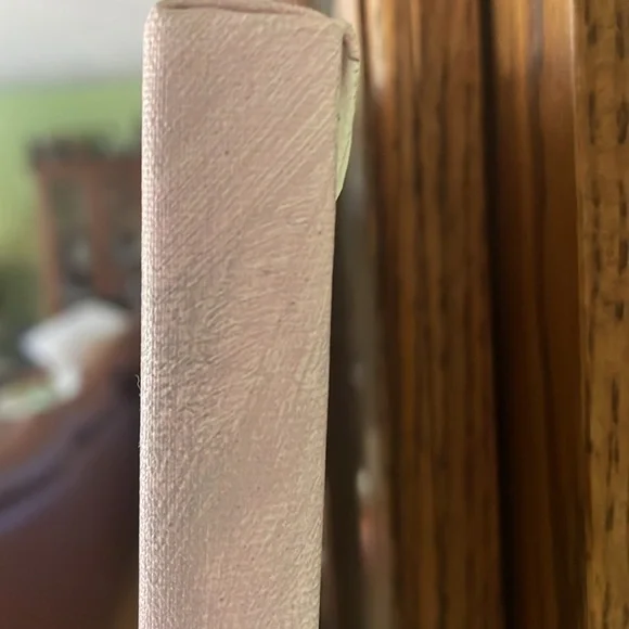 Gucci Frenchie Art Canvas 18 x 26 Like New - Picture 5 of 10